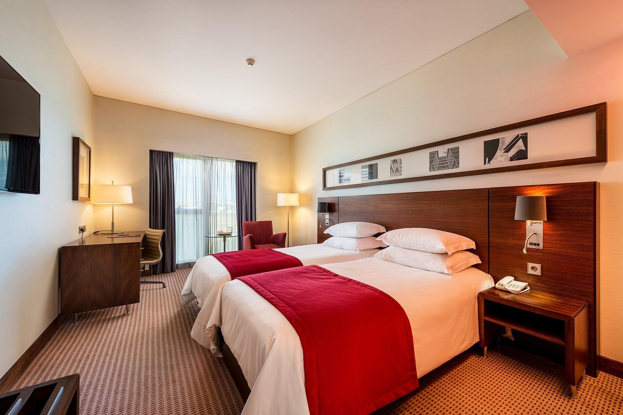 Hotel Lagoas Park 4*