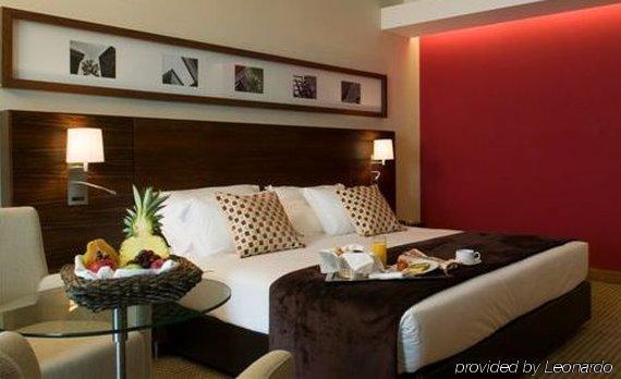 Hotel Lagoas Park 4*